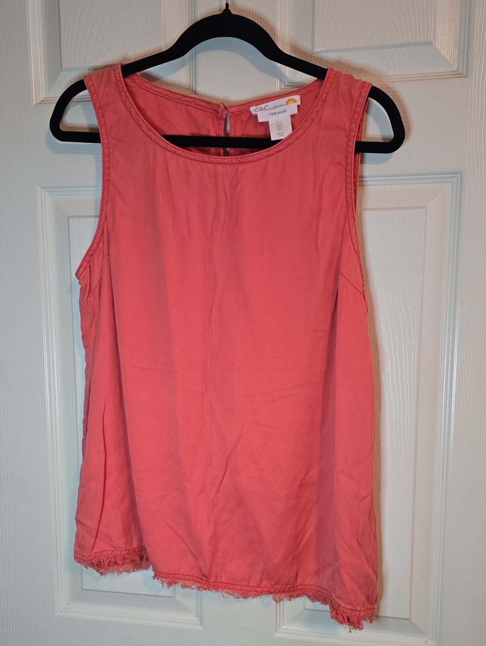 C&C‎ California Coral-Pink Sleeveless Tank with Frayed Hem